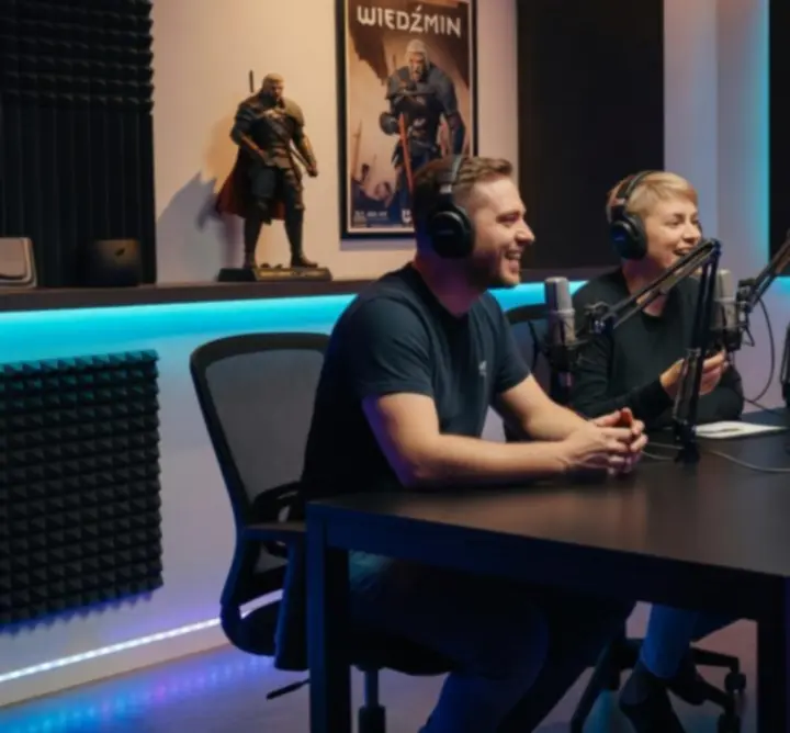 Panel dyskusyjny z twórcami podcastów gamingowych